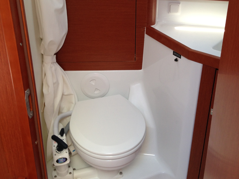 照片 Oceanis 45 7