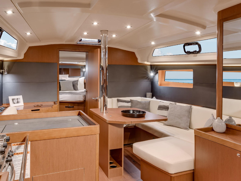 Interior image DIAMANTI II / Oceanis 41.1[G]