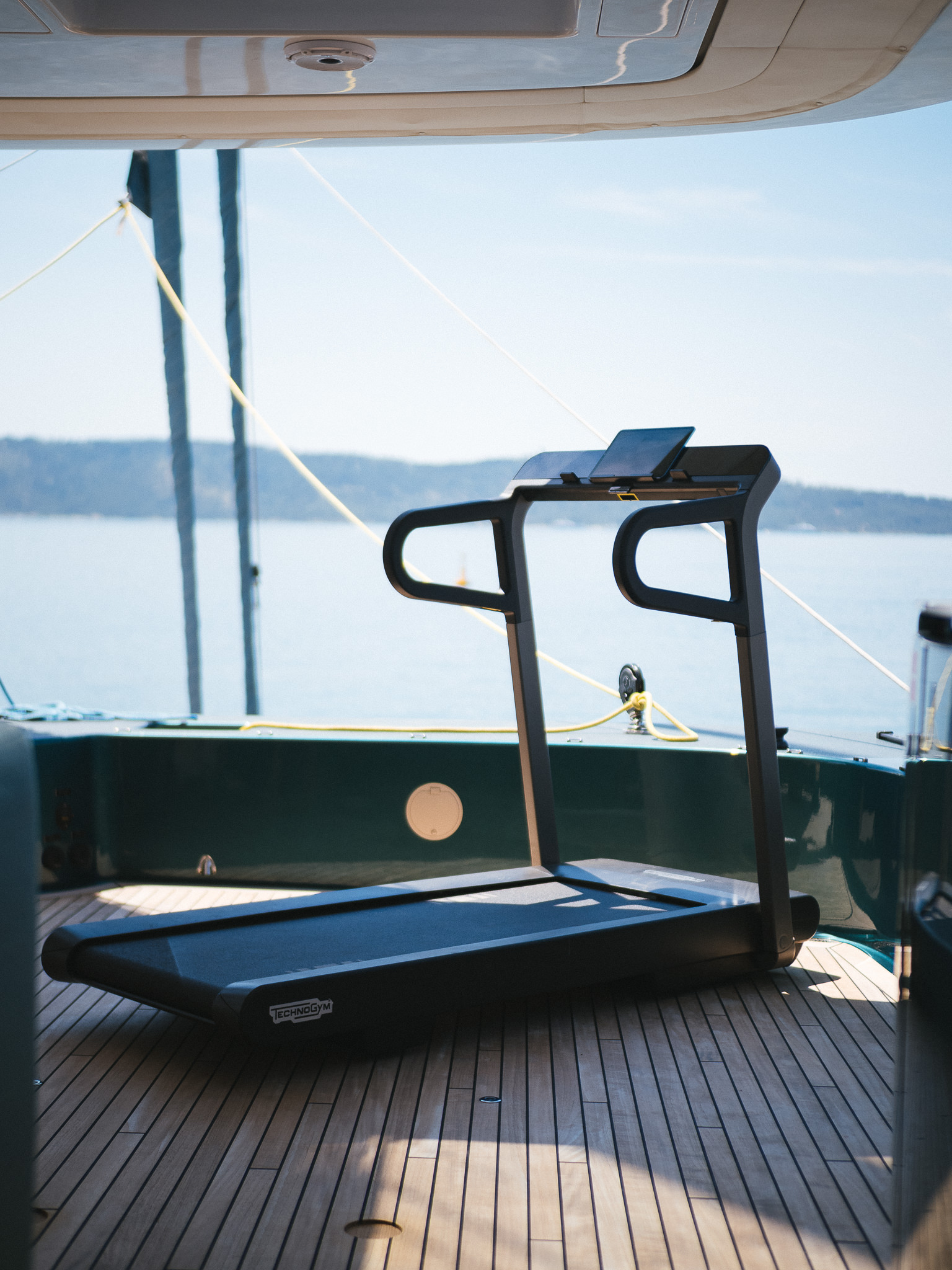 Yacht image 15