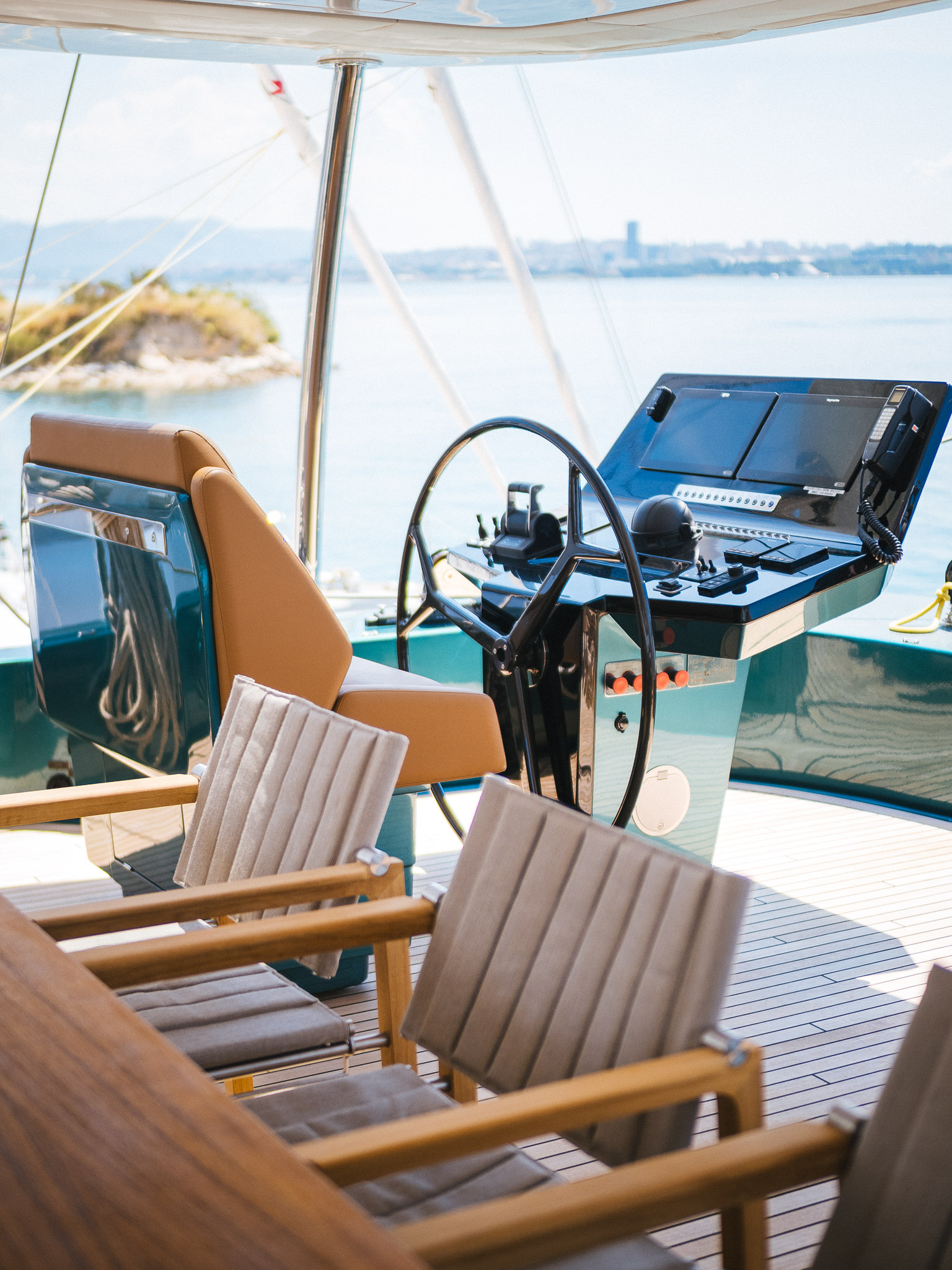 Yacht image 51