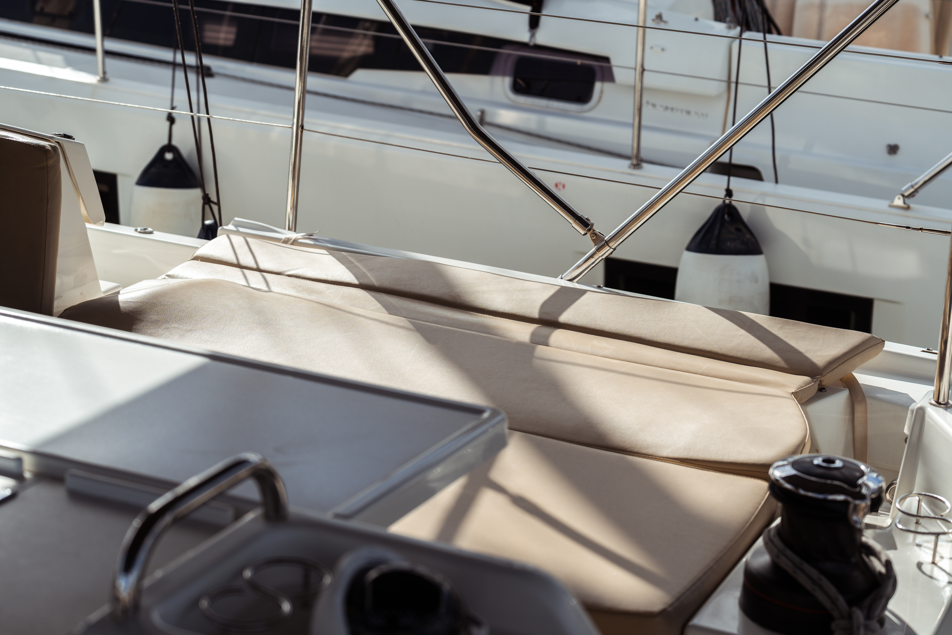 Sun Odyssey 490, Portisco