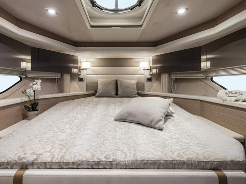 照片 Cranchi Z35 16