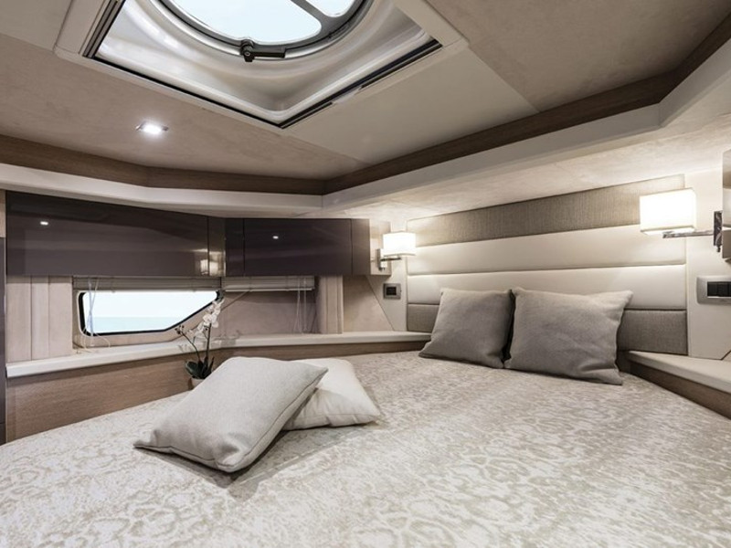 照片 Cranchi Z35 17