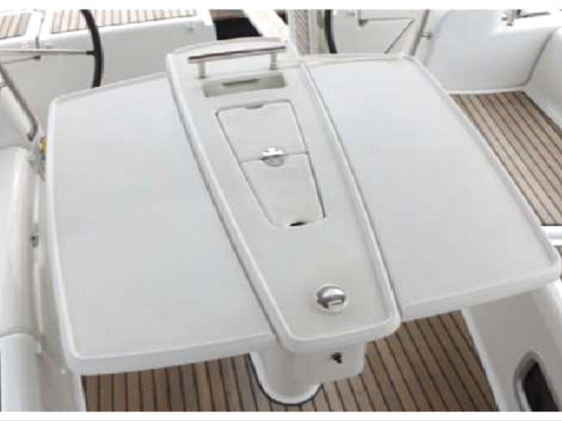 foto Cyclades 50.5 4