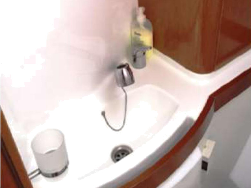 صور Oceanis 40 25