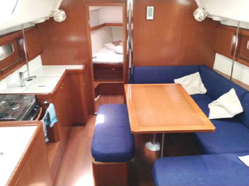 صور Oceanis 40 28