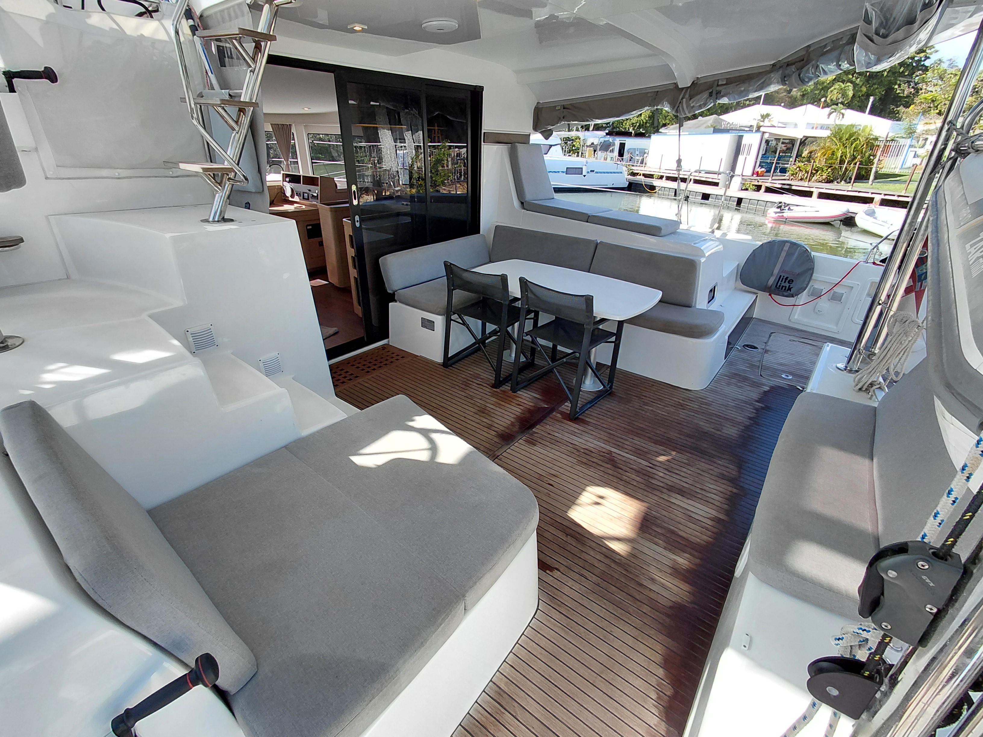 Yacht image 3