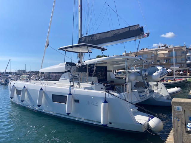 Yacht image 5