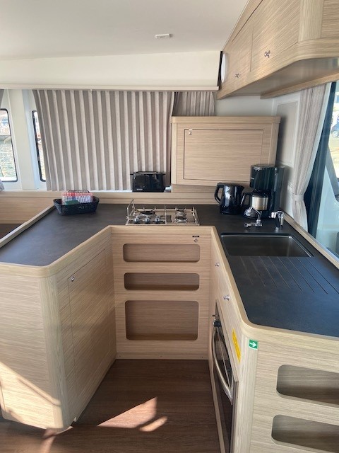 Yacht image 8