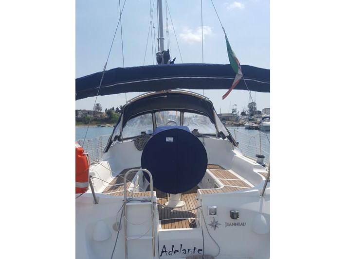 صور Sun Odyssey 37 10