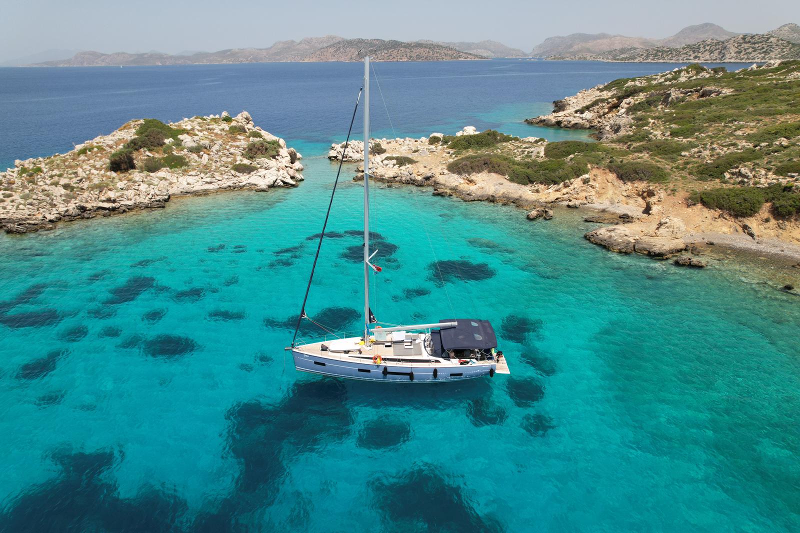Yacht image 27
