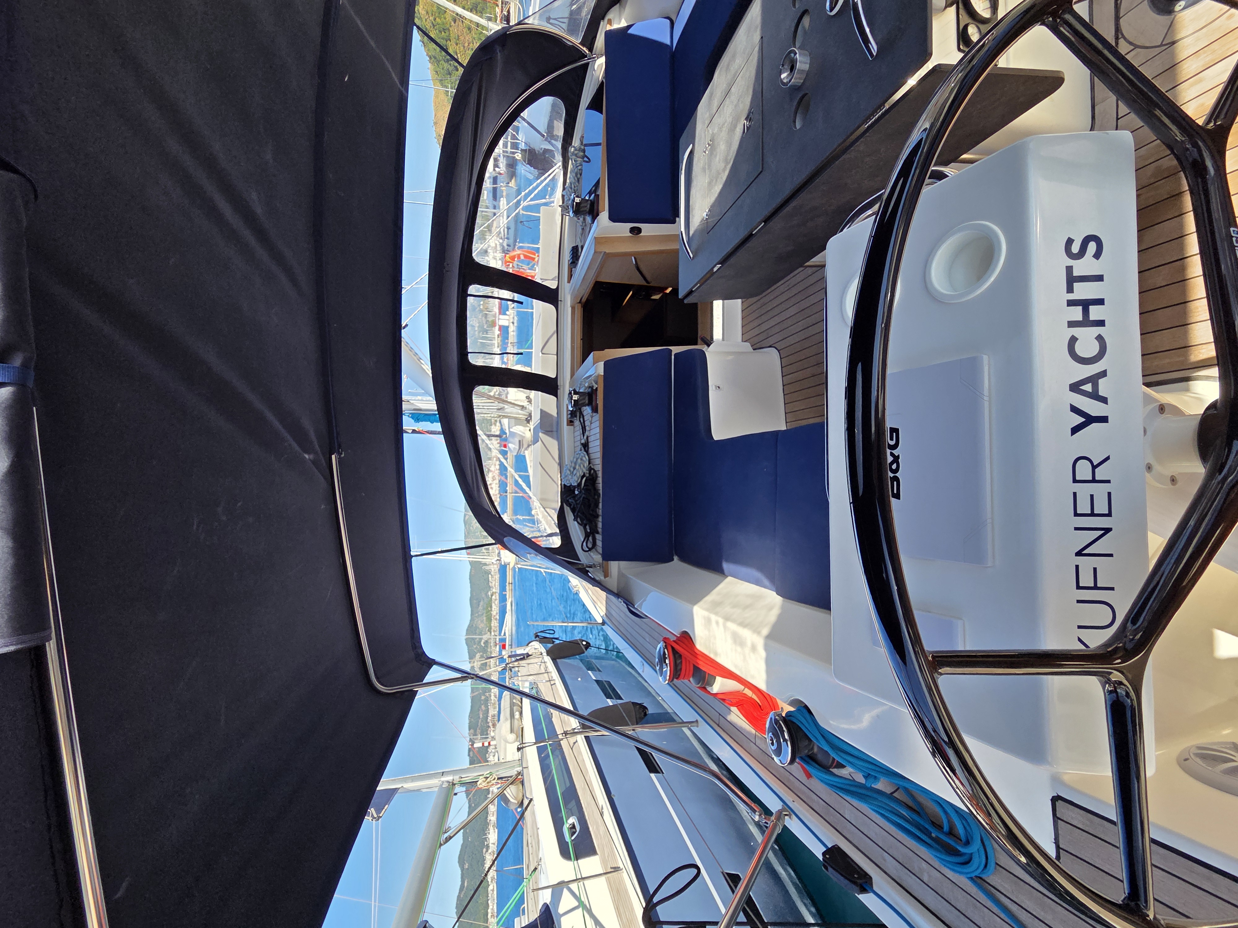 Yacht image 23