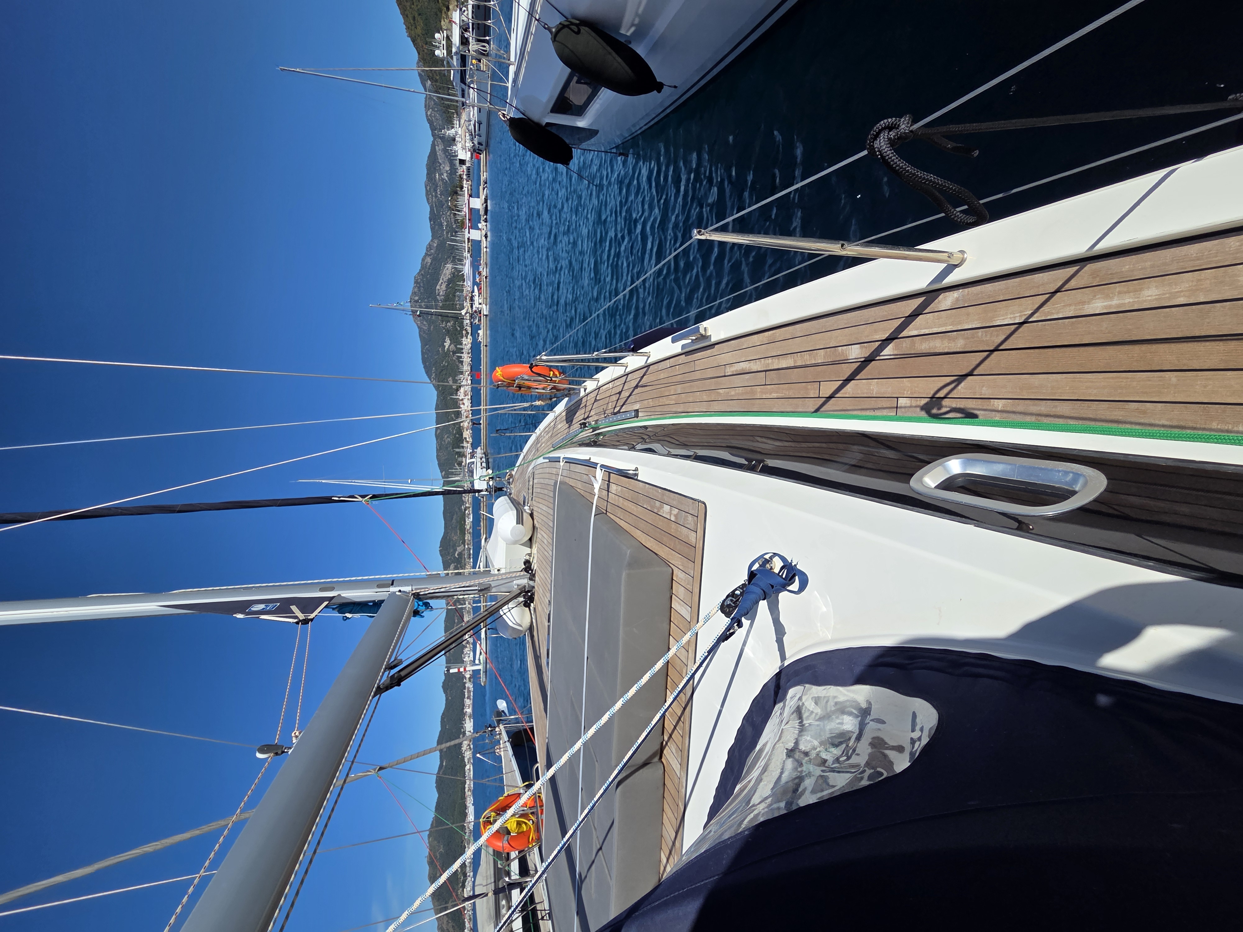 Yacht image 17