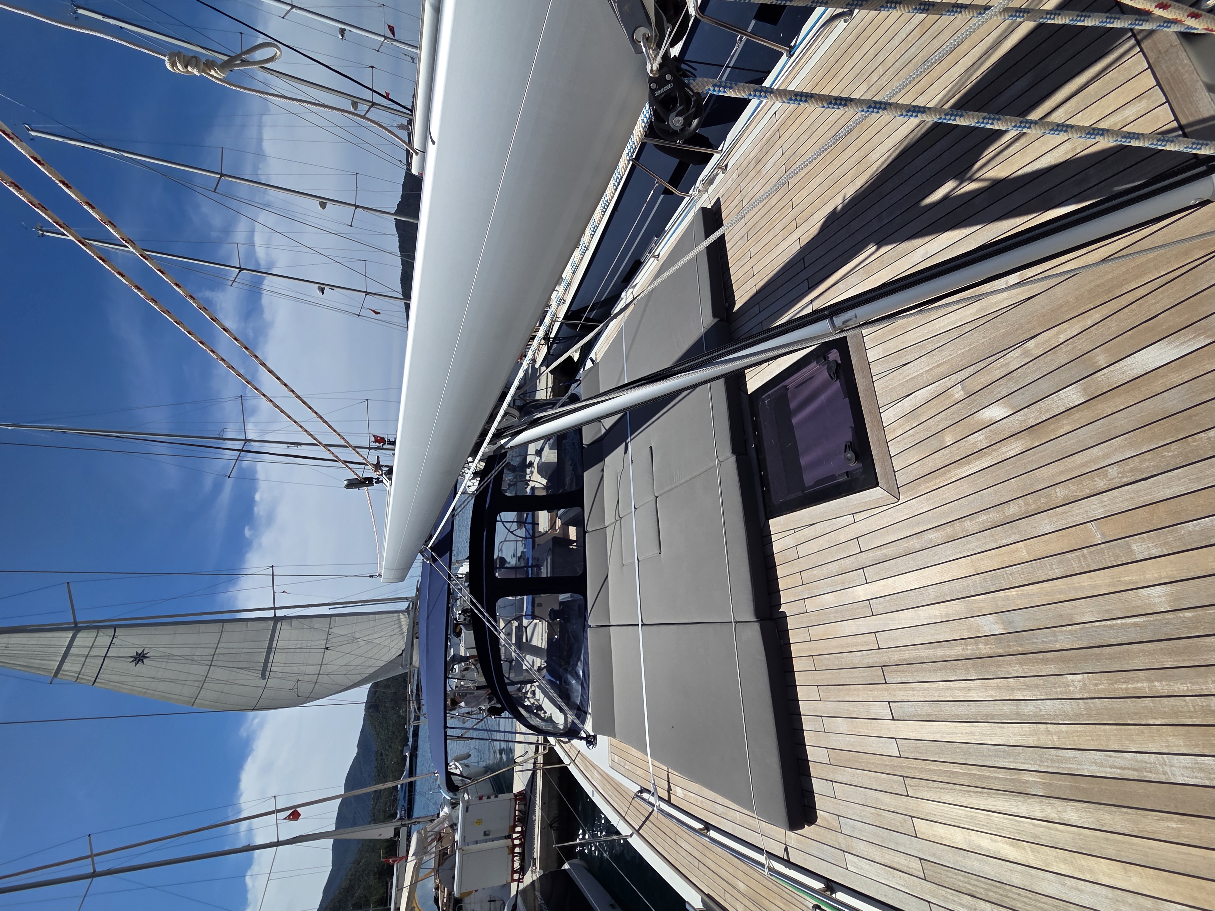 Yacht image 15