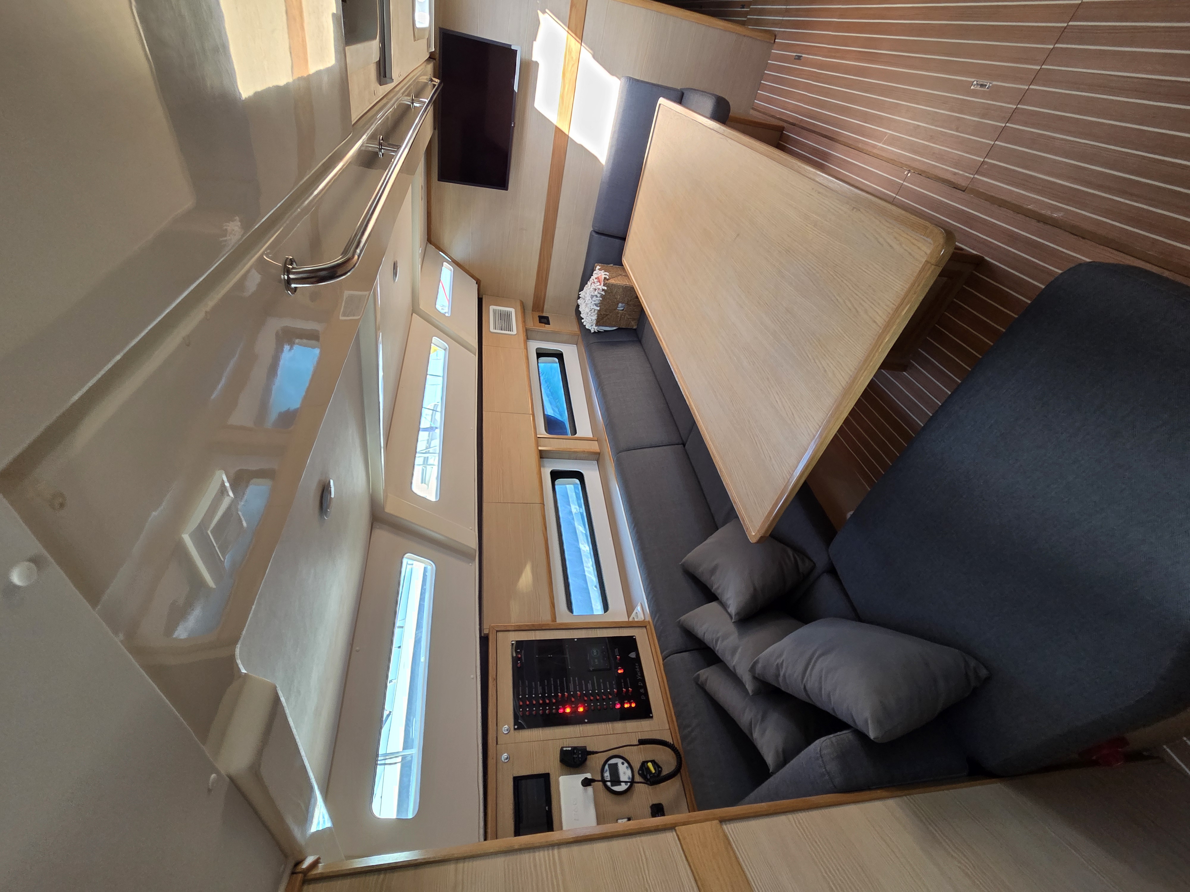 Yacht image 22