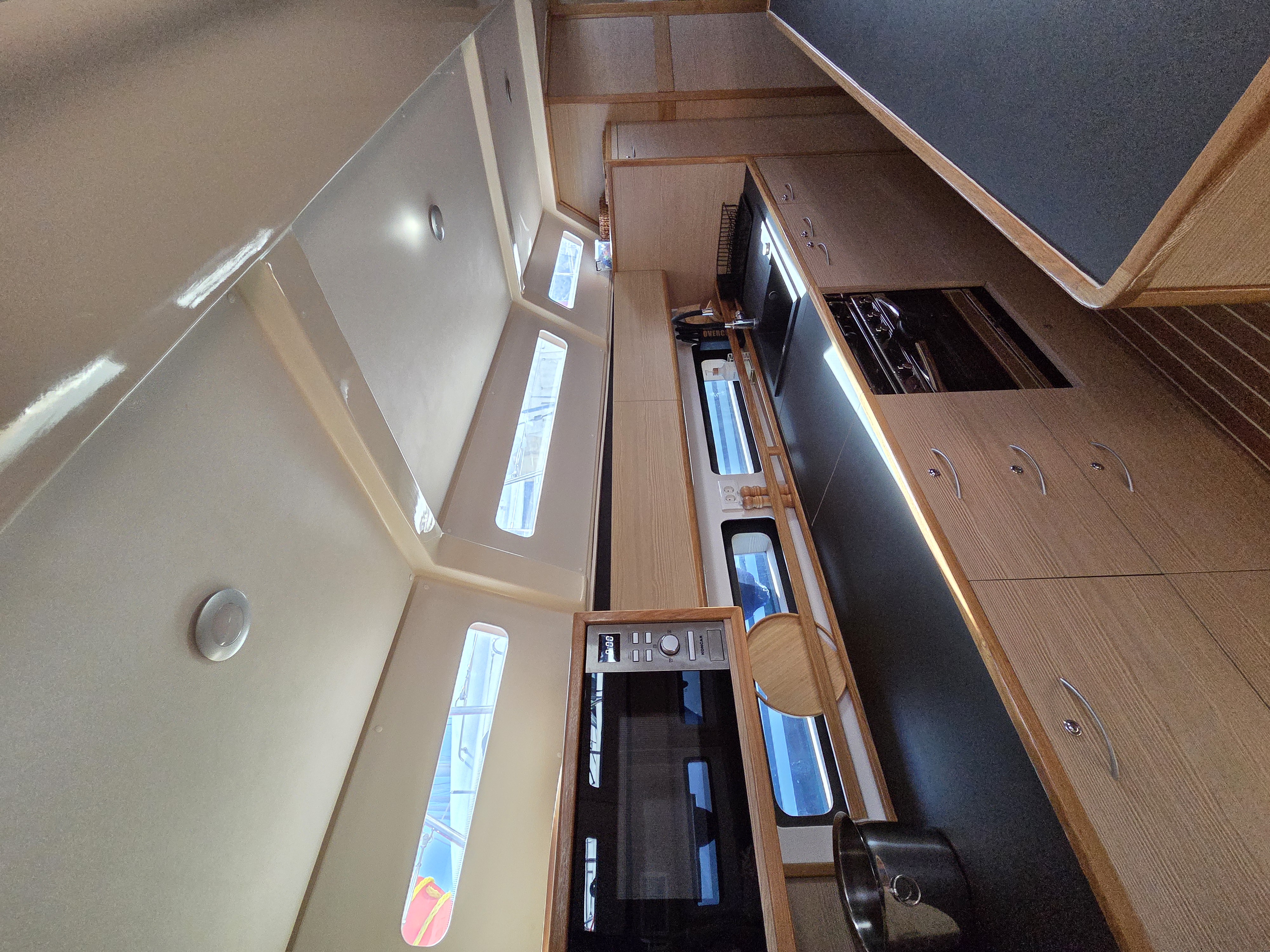 Yacht image 38