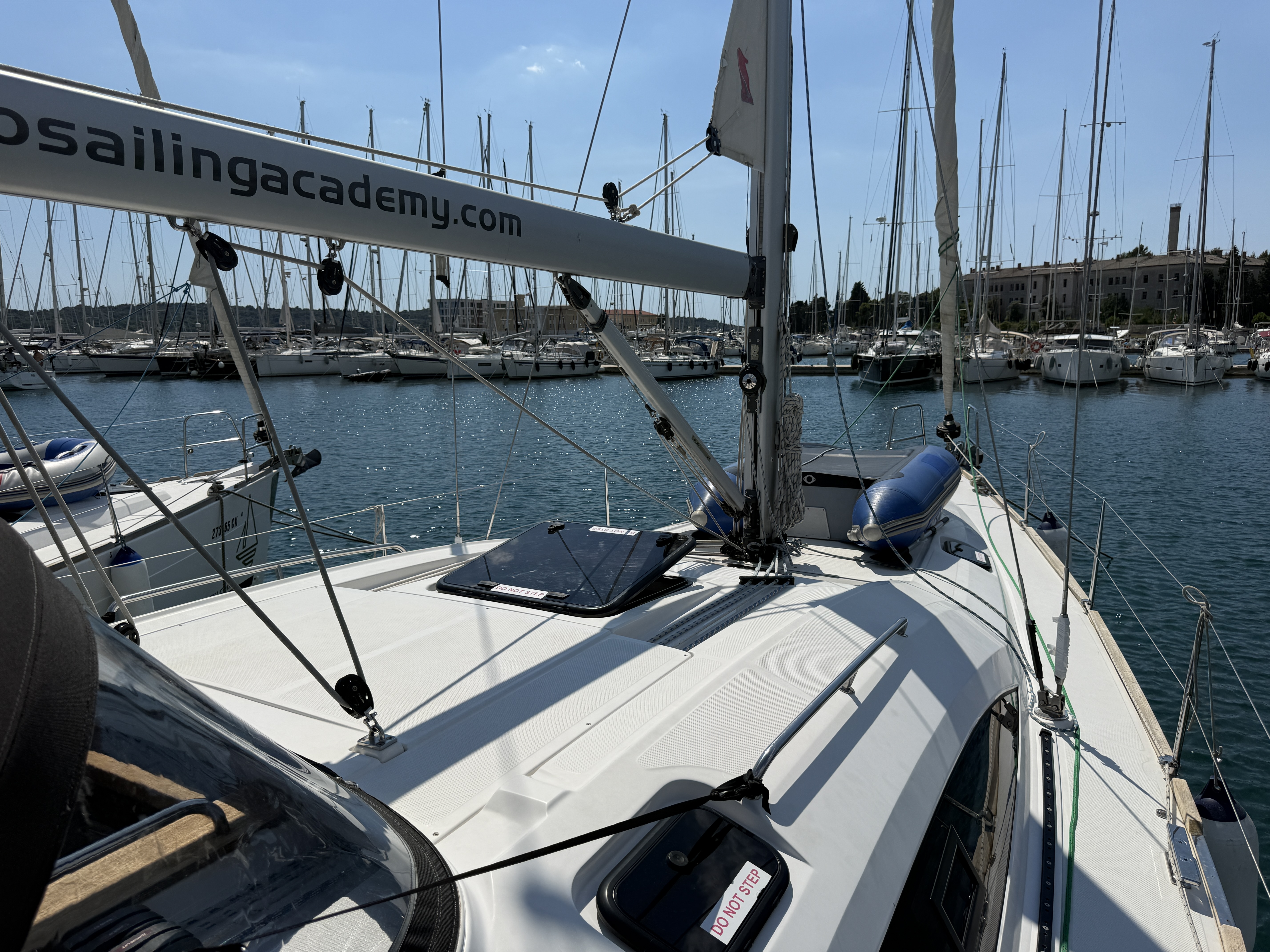 Yacht image 13