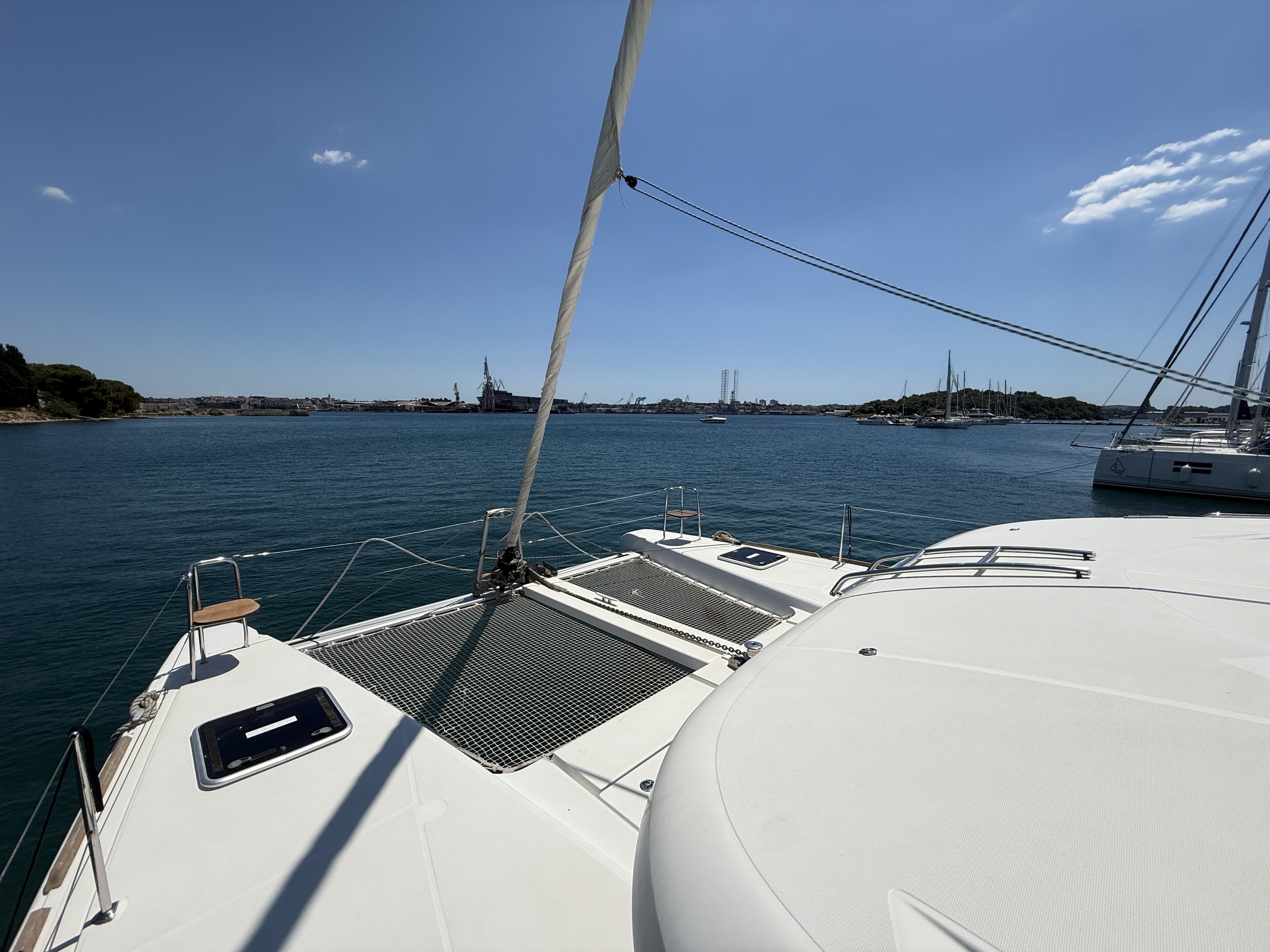 Yacht image 6