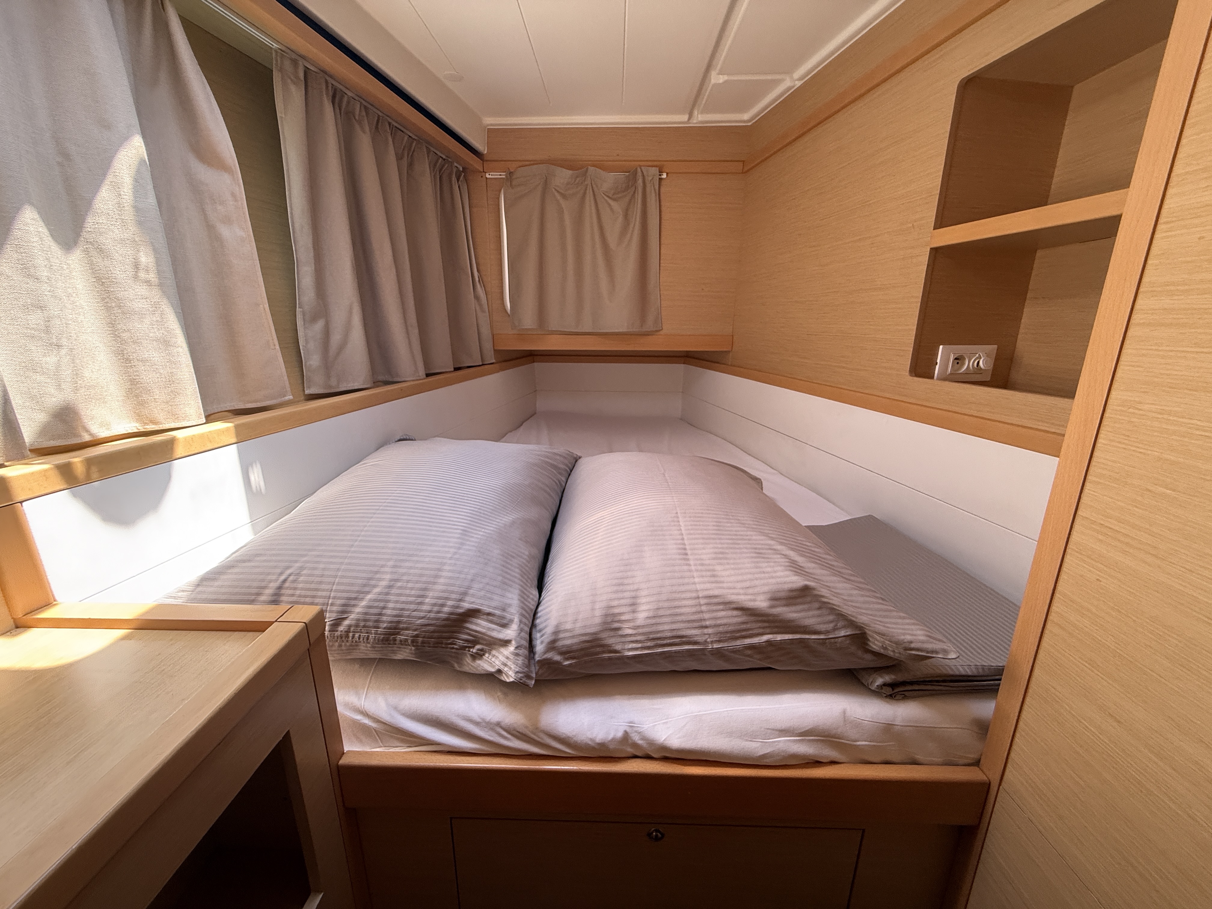 Yacht image 10