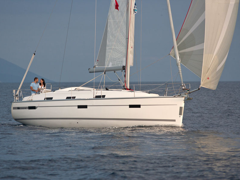 صور Bavaria 36 Cruiser 1