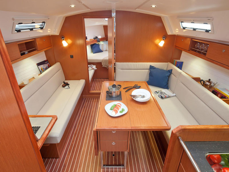 صور Bavaria 36 Cruiser 8