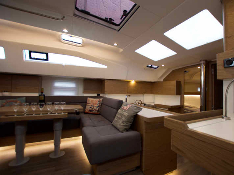 照片 Elan 50 Impression 2