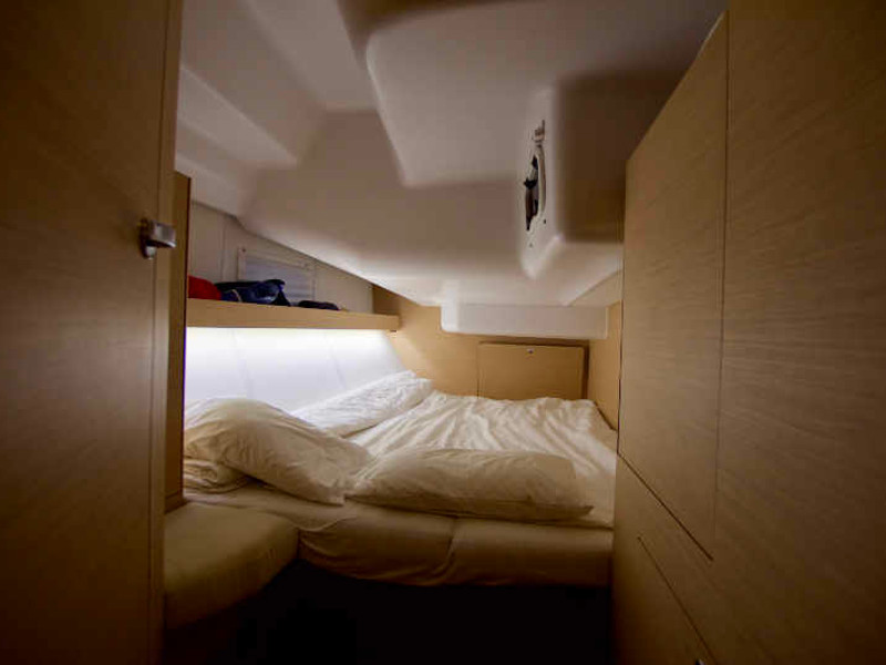 photo Elan 45 Impression 2