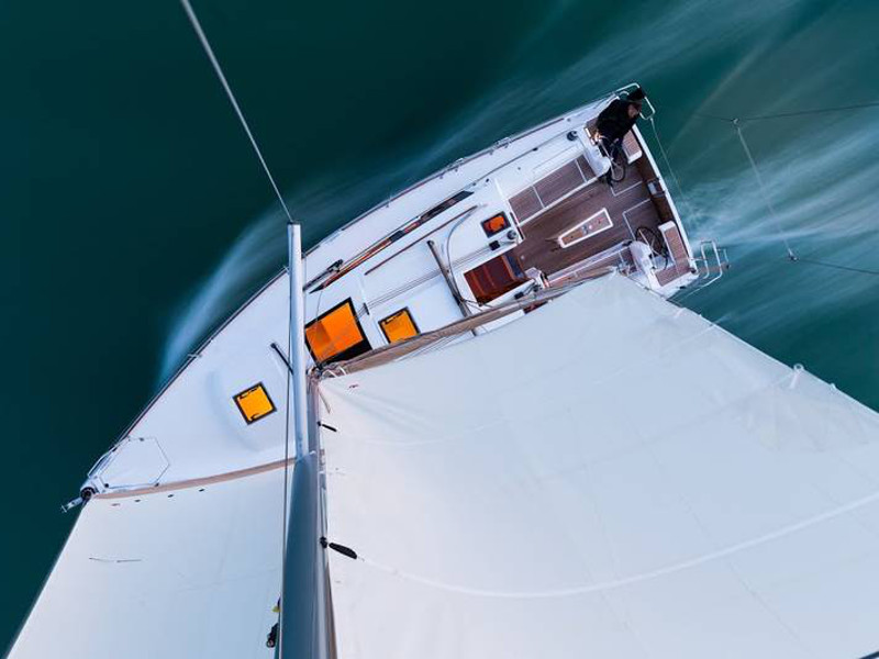 صور Dufour 382 Grand Large 4