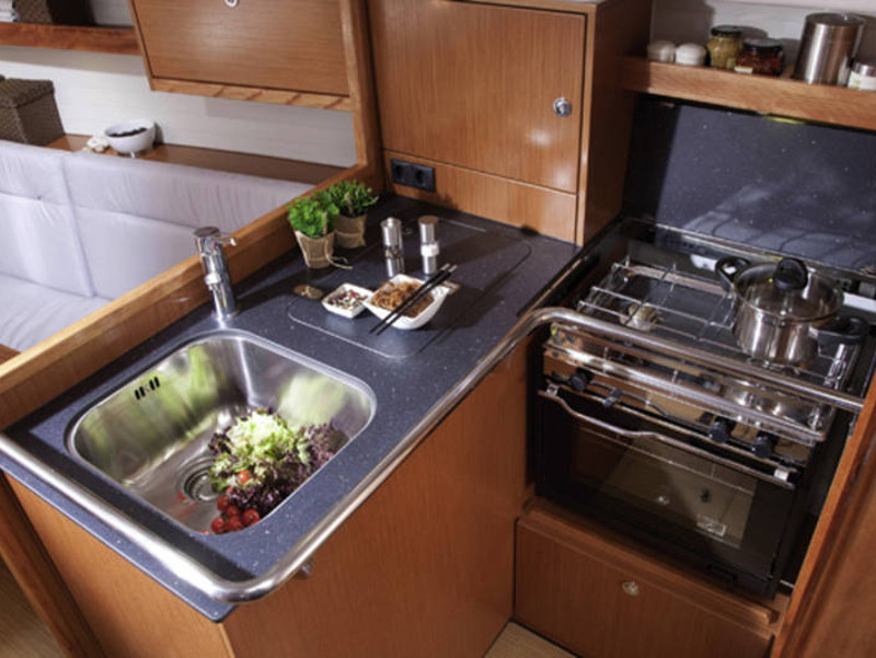 foto Bavaria Cruiser 32 2