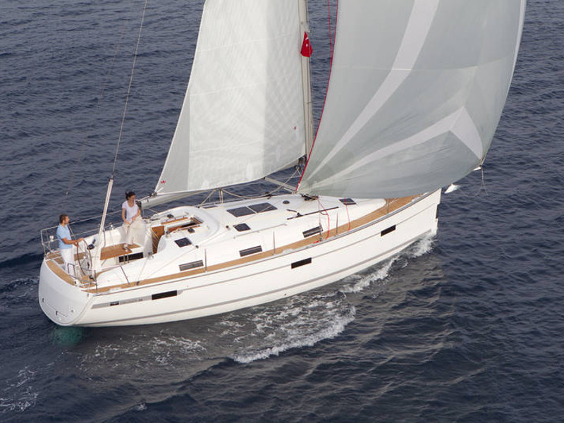 фото Bavaria Cruiser 36 4