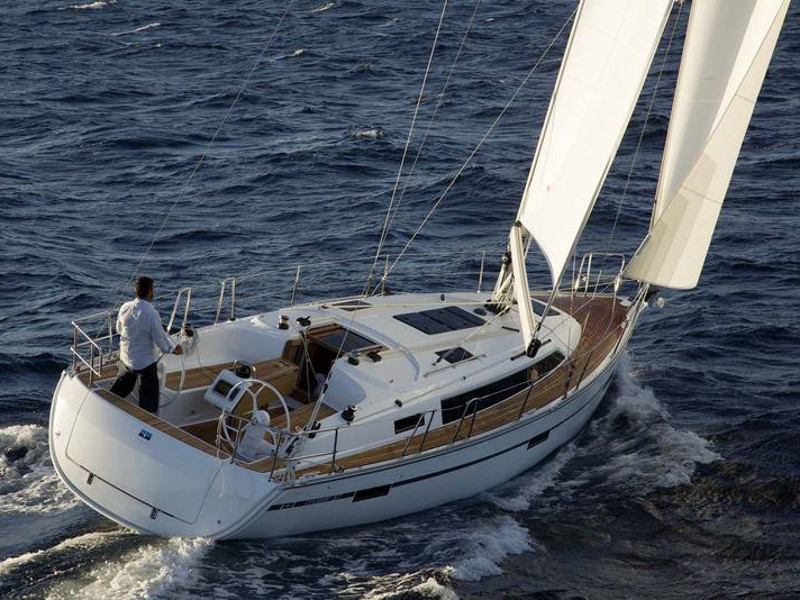 фото Bavaria Cruiser 37 4
