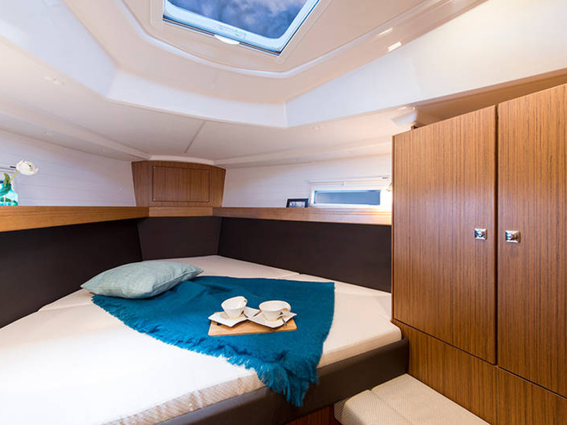 фото Bavaria Cruiser 37 5