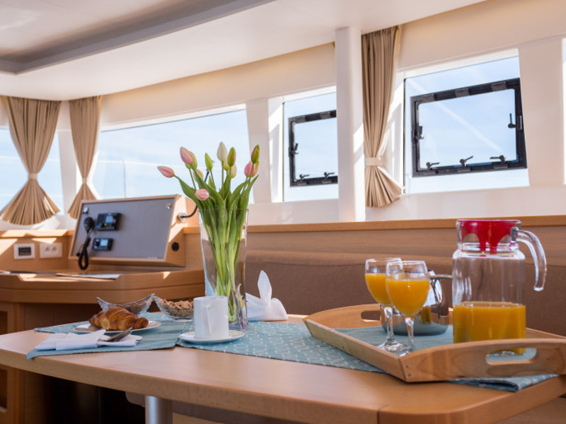 صور Lagoon 450  Flybridge 5