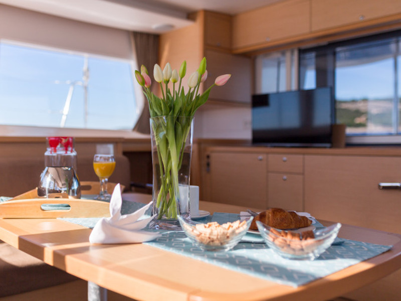 صور Lagoon 450  Flybridge 7