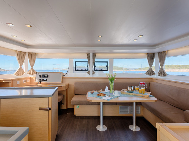 صور Lagoon 450  Flybridge 20