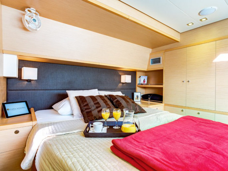 صور Lagoon 620 23