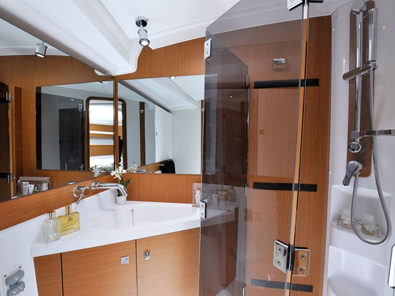 صور Jeanneau 53 16