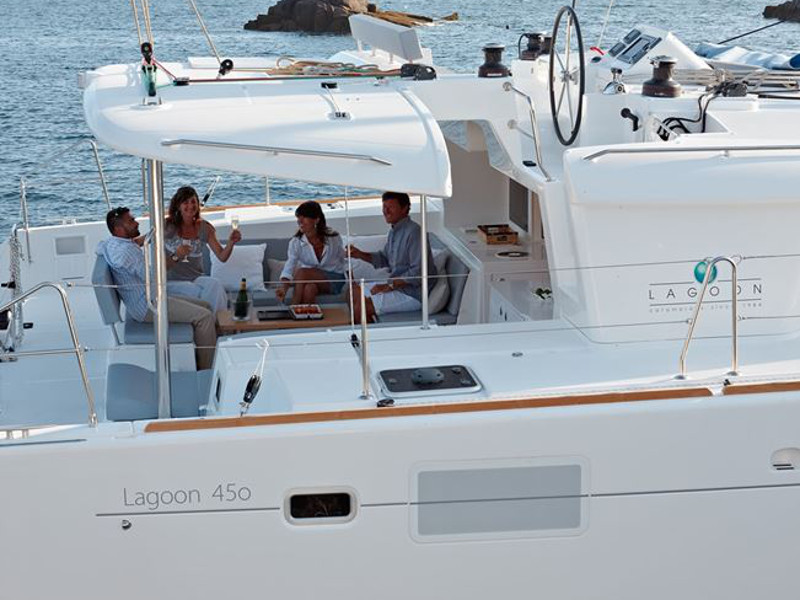 صور Lagoon 450  Flybridge 3