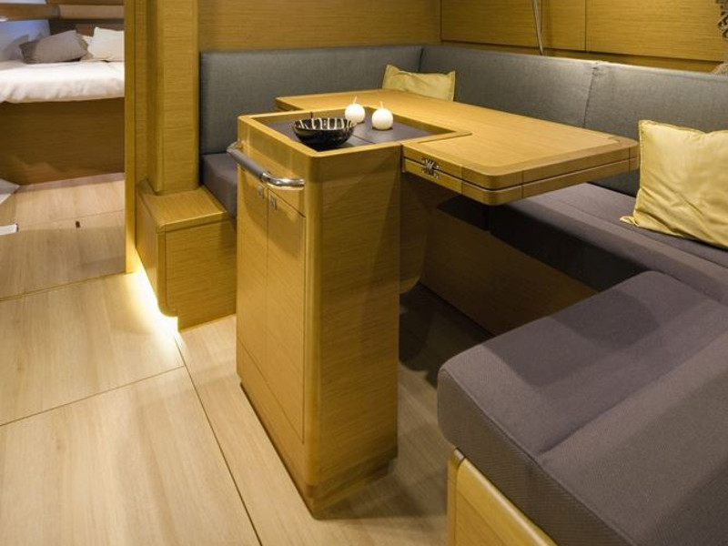 صور Sun Odyssey 409 8