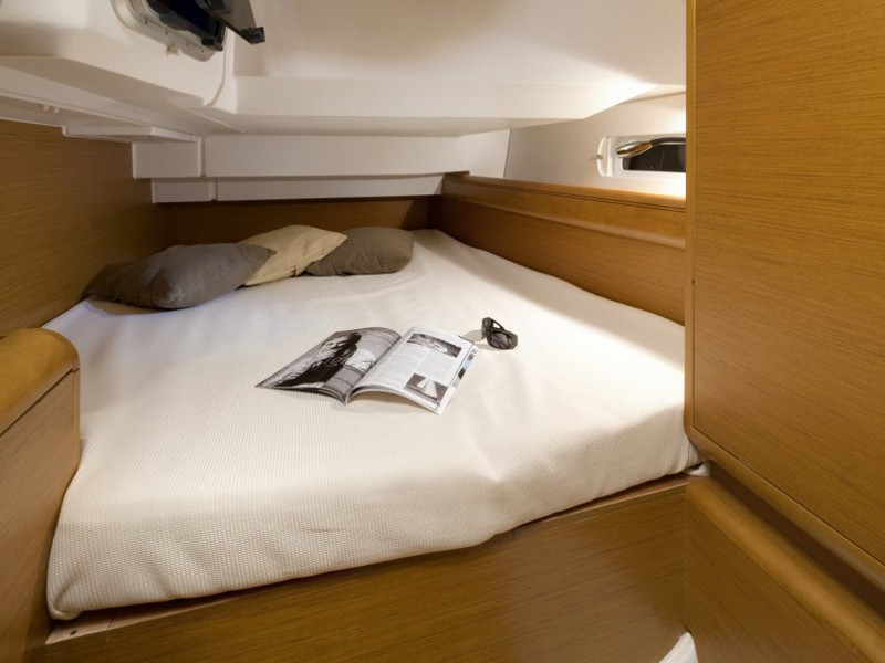 صور Sun Odyssey 409 5