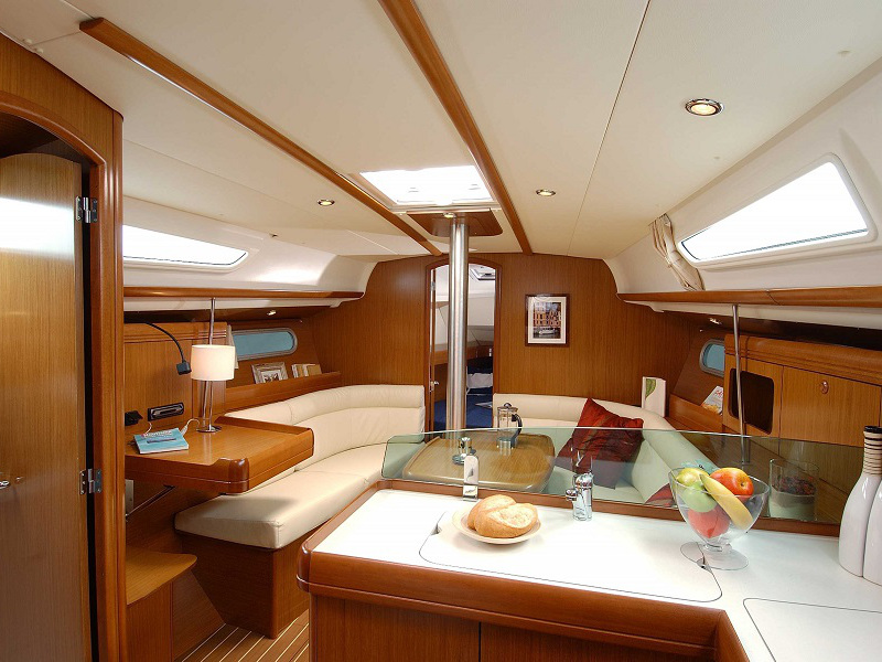 foto Sun Odyssey 36i 9