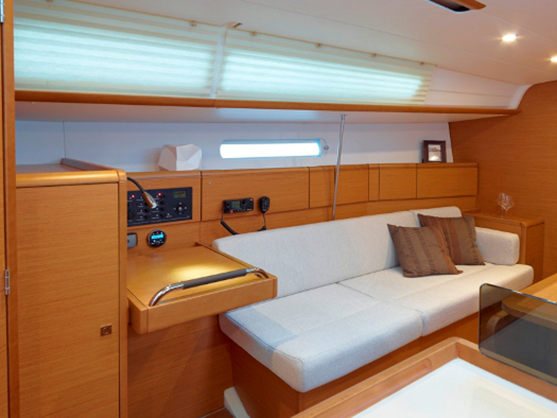 foto Sun Odyssey 389 6