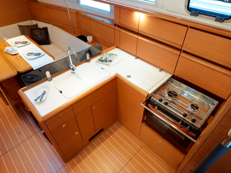 foto Sun Odyssey 389 8