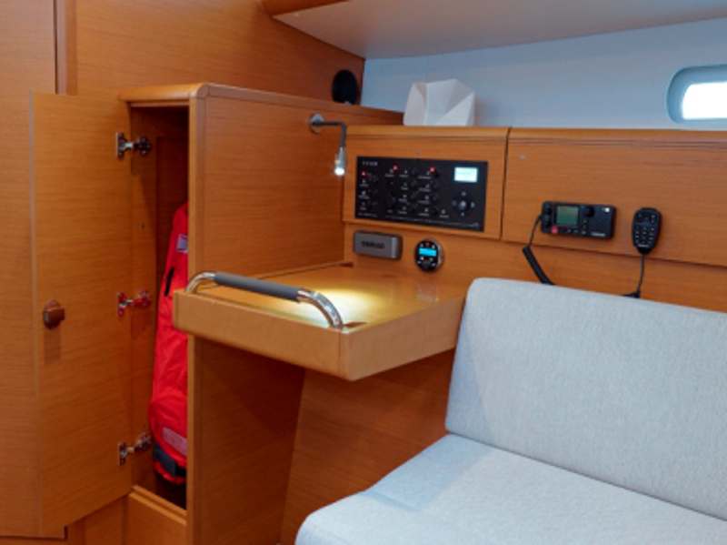 foto Sun Odyssey 389 9
