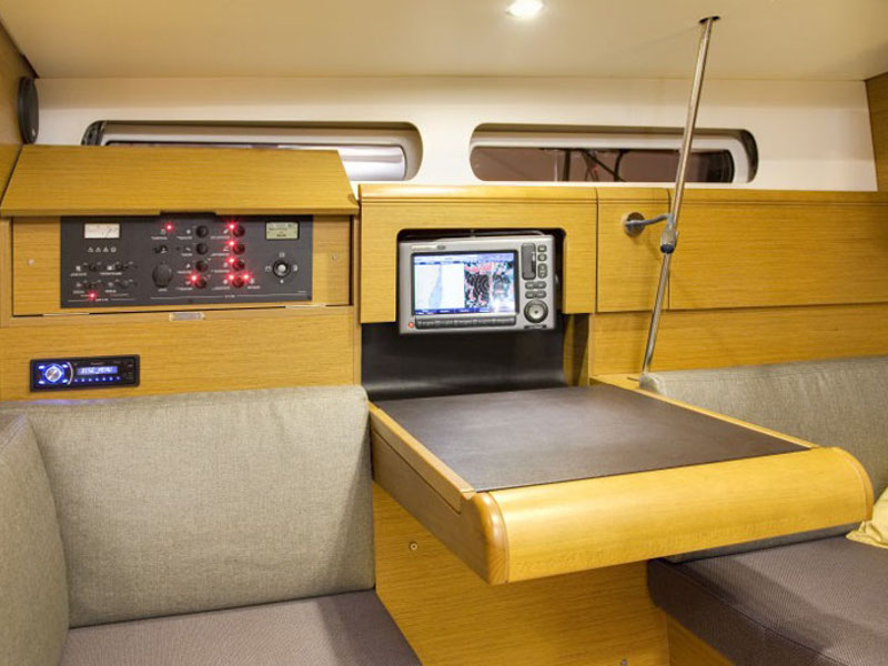 foto Sun Odyssey 419 10