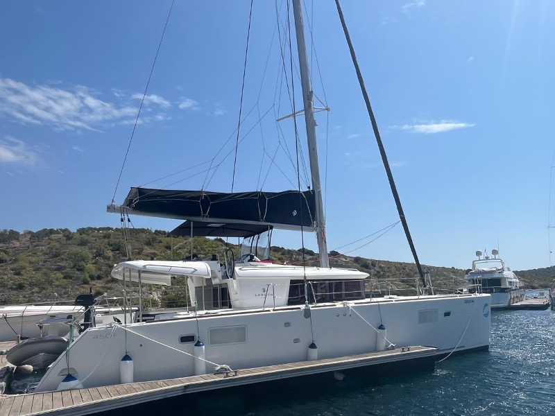 CARIAMA (air condition, generator, water maker, flybridge) yacht charter photo