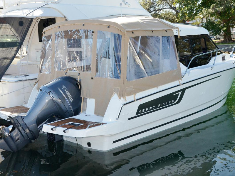 foto Merry Fisher 795 2