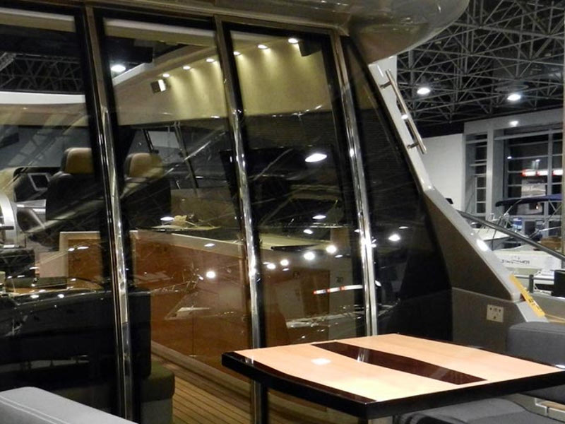 Foto Elan Power 48 2