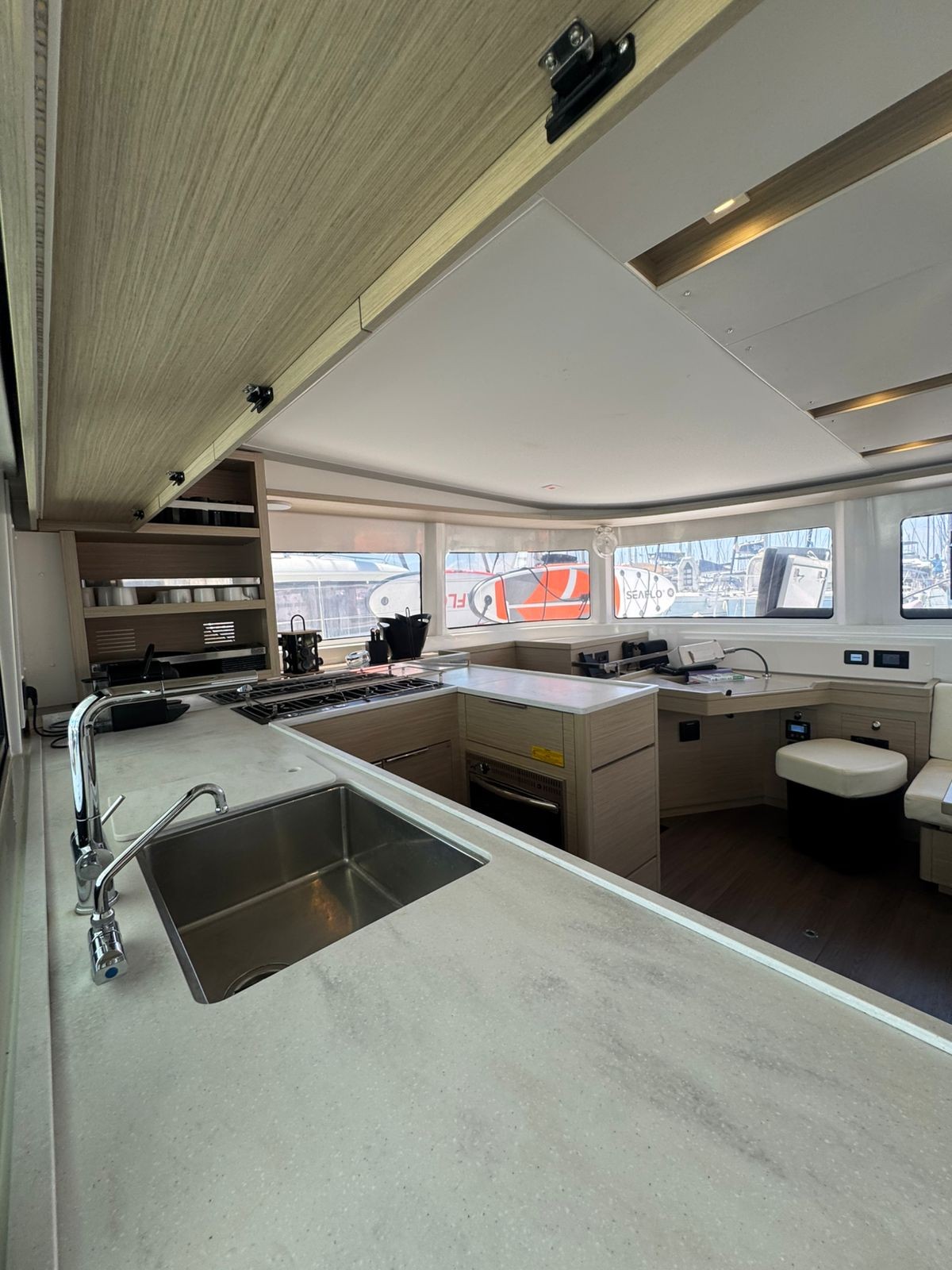 Yacht image 14