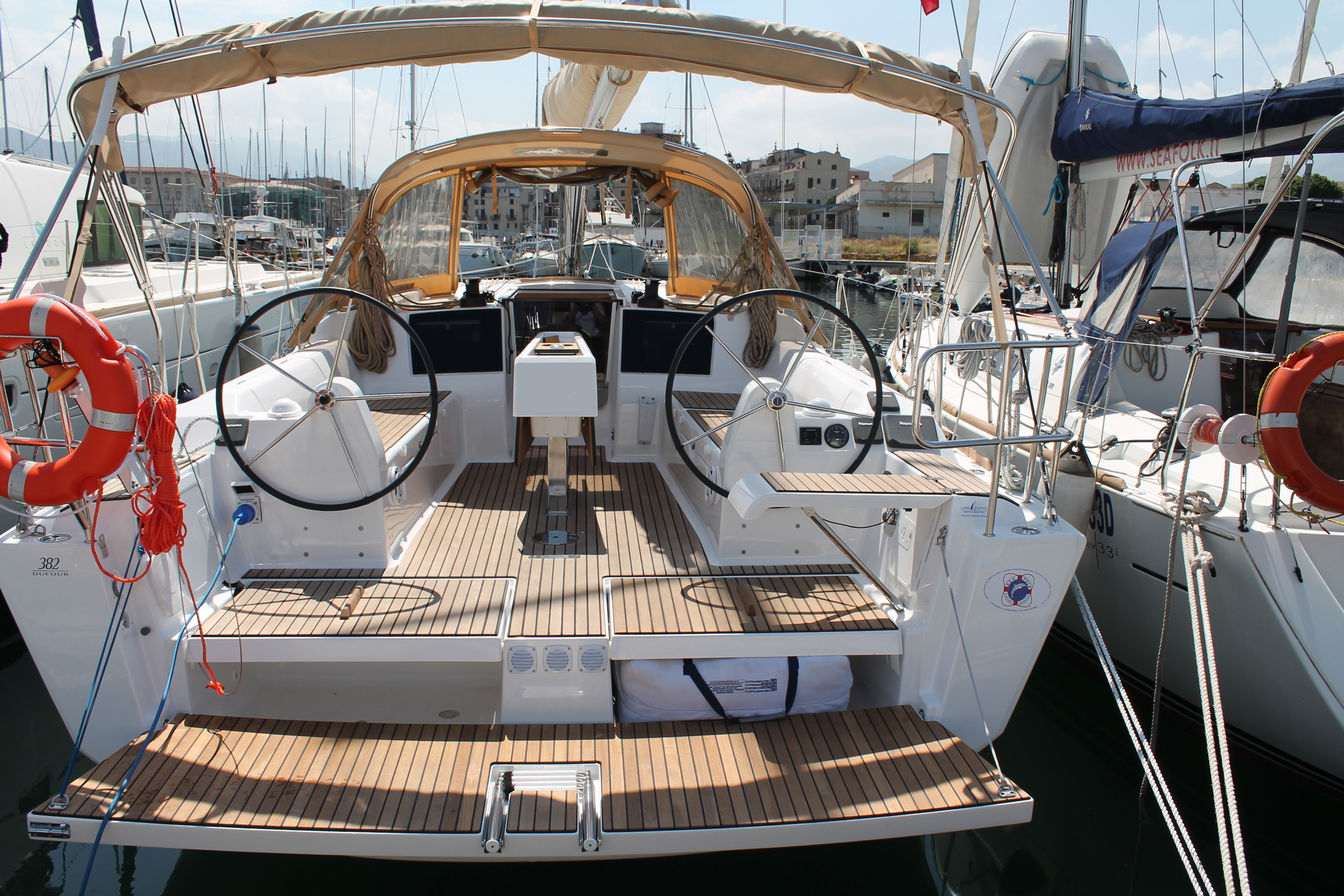 صور Dufour 382 Grand Large 7